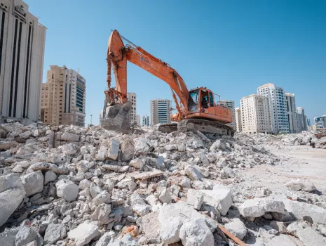 jay081480_77365_photo_of_construction_site_in_doha_qatar_with_a_7226a770-2e46-4844-963d-2ad2a3c9fee8 jay081480_77365_photo_of_construction_site_in_doha_qatar_with_a_7226a770-2e46-4844-963d-2ad2a3c9fee8